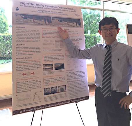 Hyungil Kim at Torgersen Graduate Research Award Hyungil Kim at Torgersen Graduate Research Award